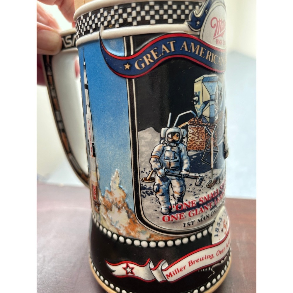 Miller High Life 1990 NASA Apollo 11 Moon Landing Commemorative Beer Stein 1969 - Picture 8 of 12